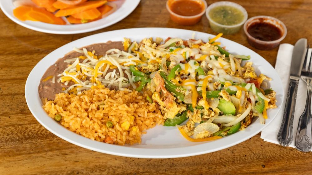 Huevos a la Mexicana at El Pueblo Mexican Food